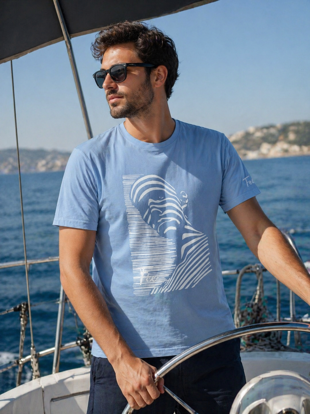 Soyut Çizgi Sanatı Açık Mavi Tişört